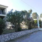Sea Pebble Apart Otel Mikros Gialos
