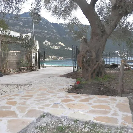 Sea Pebble 3*