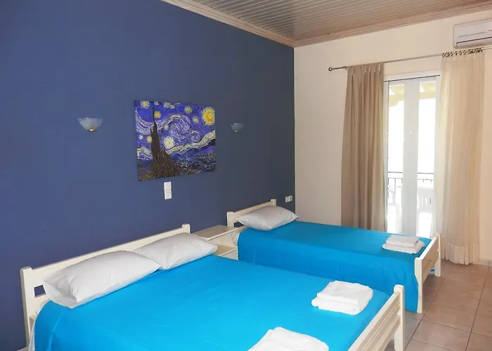 Sea Pebble Aparthotel 3*