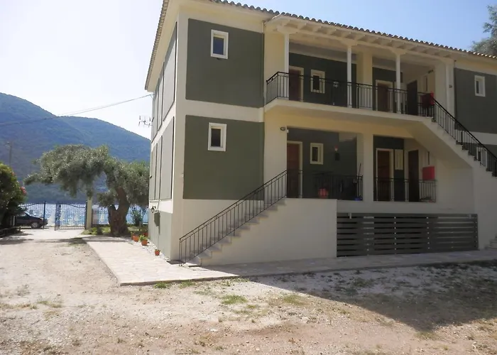 Aparthotel Sea Pebble 3*